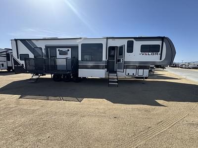 BOATZON | Alliance RV Valor 42V14 2025
