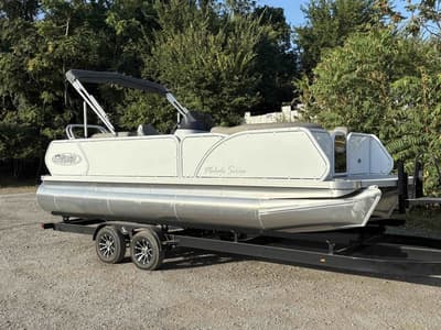 BOATZON | Aloha Pontoons 220 Mahalo Bimini 2027