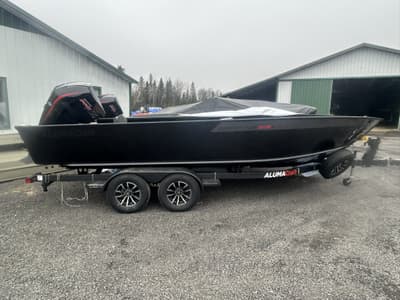 BOATZON | Alumacraft 205 Competitor Tiller Shadow 2026