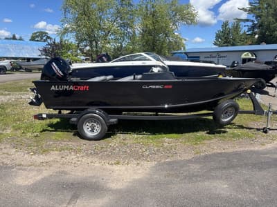 BOATZON | Alumacraft Classic 165 Side Console 2026 BOATZON | Alumacraft Classic 165 Side Console 2026