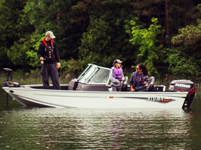 BOATZON | Alumacraft Classic 165 Sport 2017 BOATZON | Alumacraft Classic 165 Sport 2017