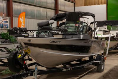 BOATZON | Alumacraft Competitor 185 Sport 2016