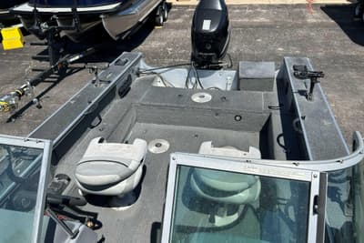 BOATZON | Alumacraft Dominator 175 Sport 2007