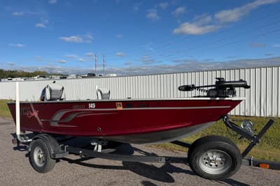 BOATZON | Alumacraft Escape 145 Tiller 2016