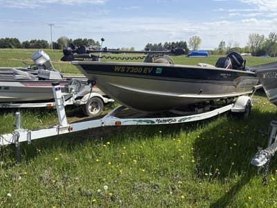 BOATZON | Alumacraft TOURNAMENT PRO 175 CS 90hp Mercury 99 Mercury 2000