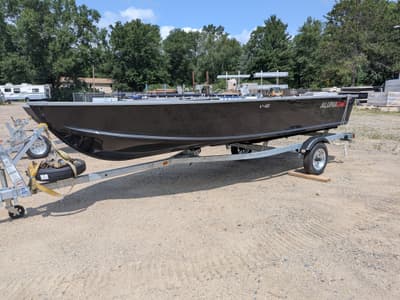 BOATZON | Alumacraft V16 20 WFLOOR 2026 BOATZON | Alumacraft V16 20 WFLOOR 2026