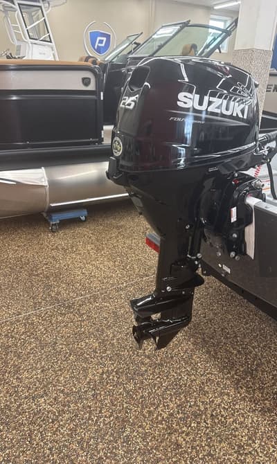 BOATZON | Alumacraft V1620 V1620 2025