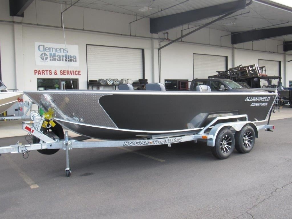 2027 Alumaweld Adventurer 20 - Sold Boat