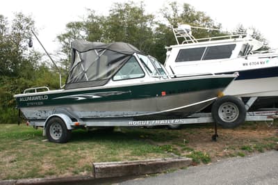 BOATZON | Alumaweld Stryker Sport 19 2006