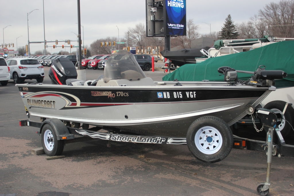 2002 ALUMCRAFT TOURNAMENT PRO 170 CS - Sold Boat