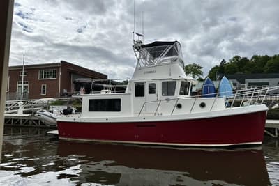 BOATZON | American Tug 365 Flybridge 2012