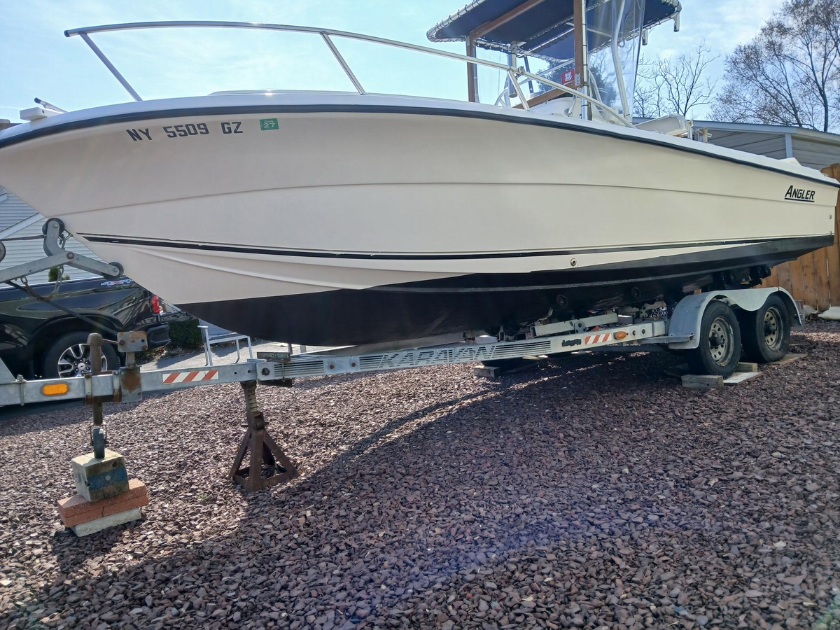 2001 Angler 22 Center Console - Sold Boat