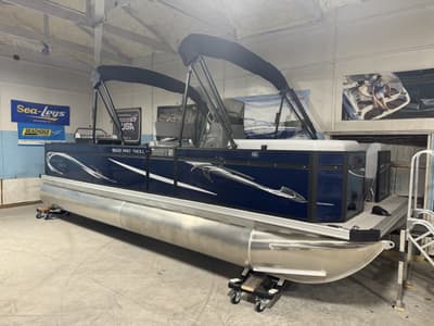 BOATZON | Angler Quest 8522 Pro Troll LE 2026