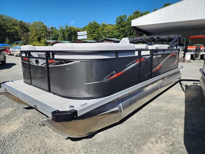 BOATZON | Angler Qwest 818 PANFISH CRUISE 2026