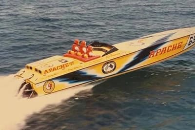 BOATZON | Apache Apache 47 1987