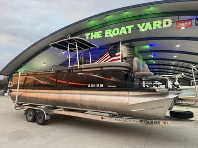 BOATZON | Apex 8524 Pro Fish N Cruise 2022