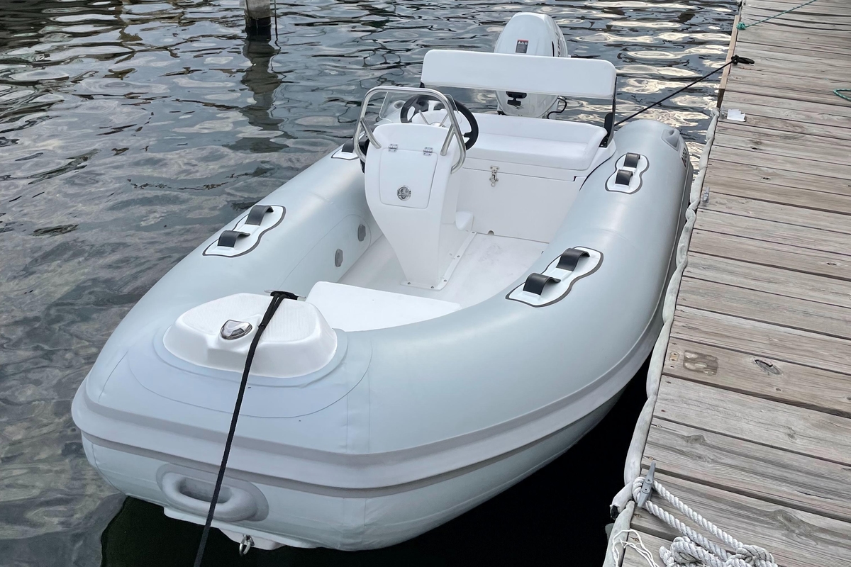 2022 Apex A12 Eurosport - Sold Boat