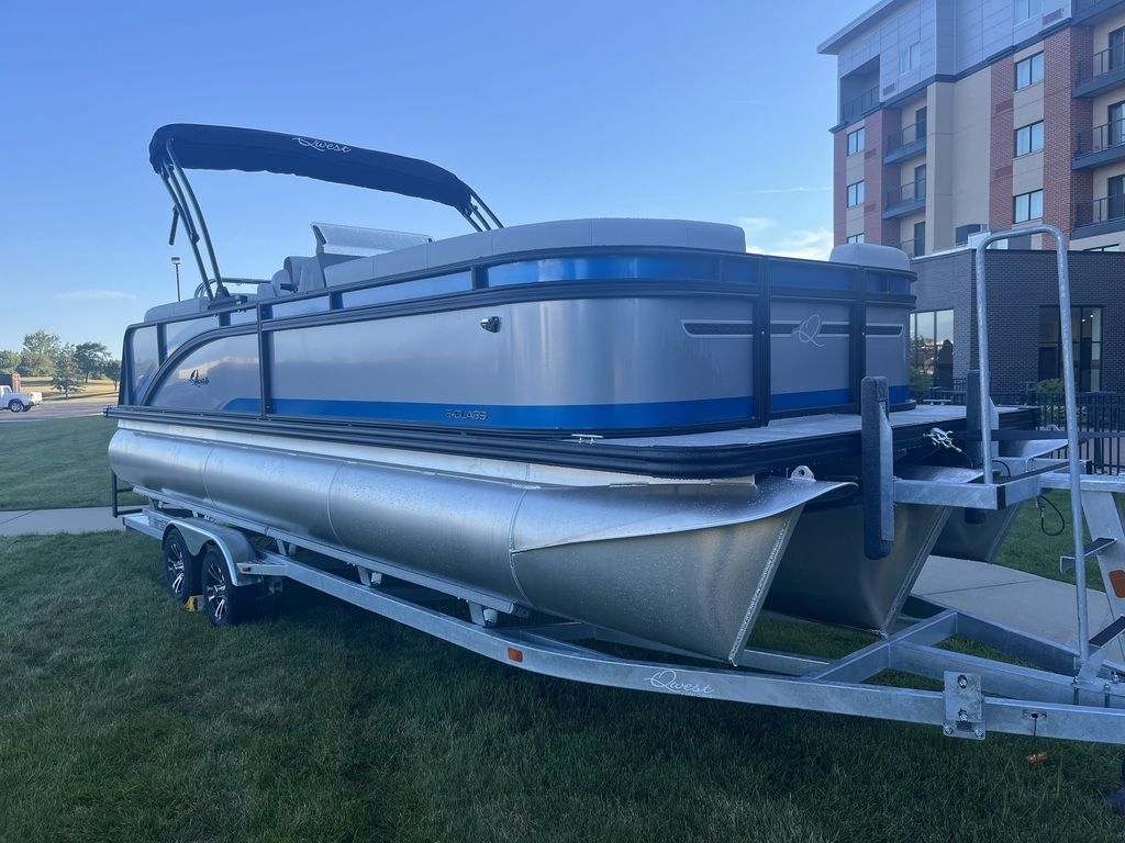 2026 Apex Marine EClass 22 RLS TRIPLE TOON - Sold Boat