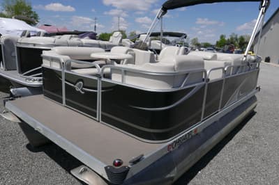 BOATZON | Apex Marine Qwest Adventure 16 2013