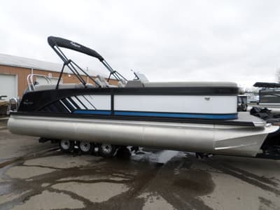 BOATZON | Apex Qwest L22 RLS 2025