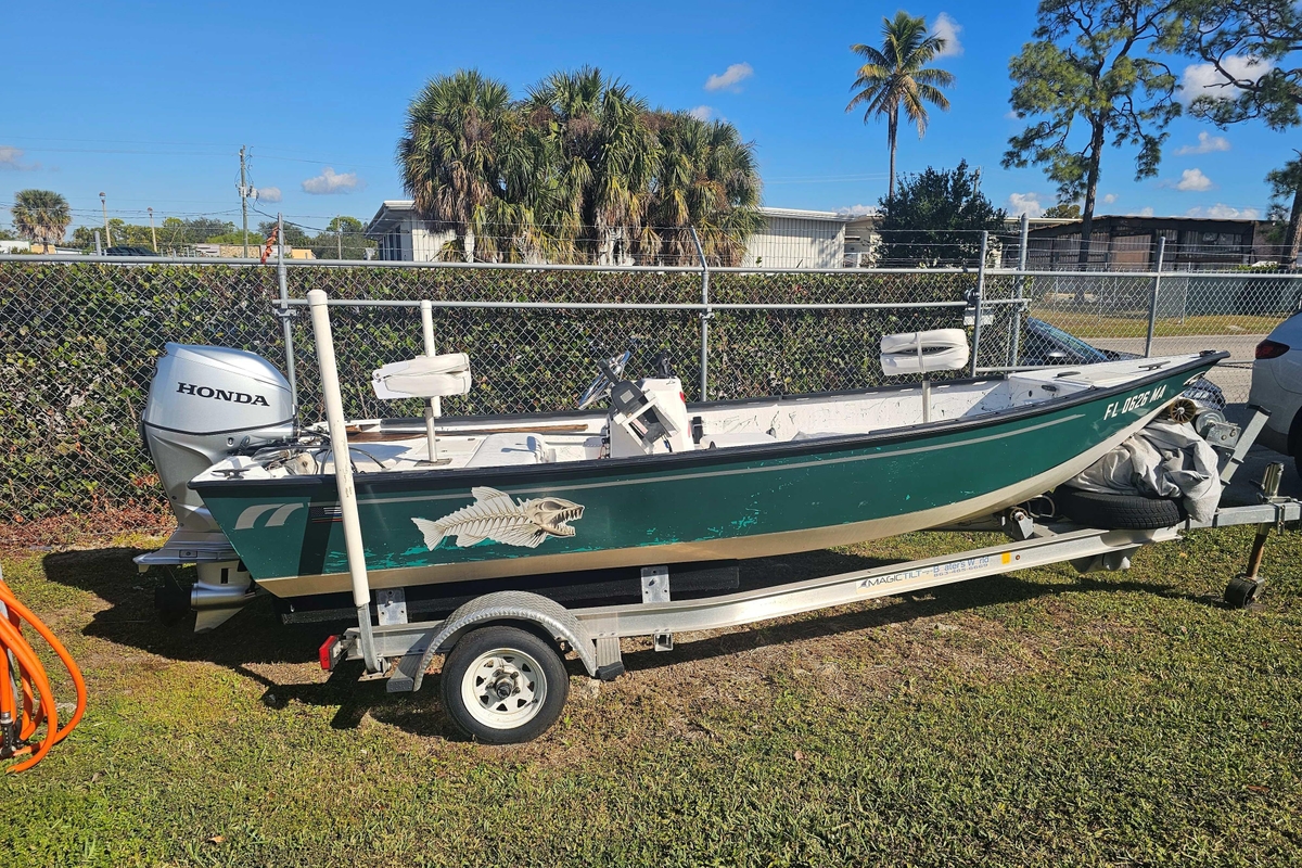 1999 Aqua Force Fish Hawk - Sold Boat