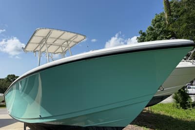 BOATZON | Aquasport 2200 Center Console 2023