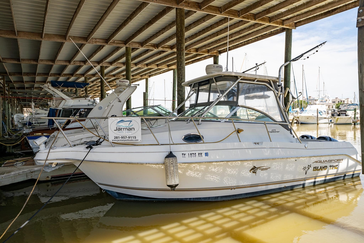 2003 Aquasport 275 Explorer - Sold Boat