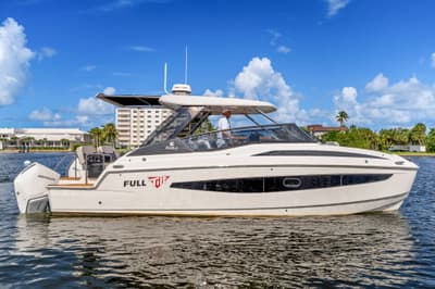 BOATZON | Aquila 32 Sport 2023