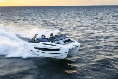 BOATZON | Aquila 32 Sport 2026