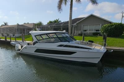 BOATZON | Aquila 36 Sport 2019