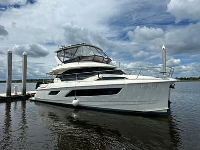 BOATZON | Aquila 44 YACHT 2017