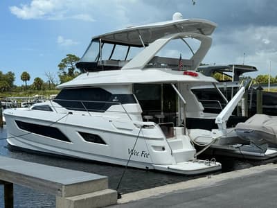 BOATZON | Aquila 44 YACHT 2020