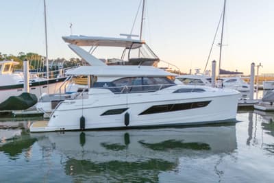 BOATZON | Aquila 44 Yacht 2021