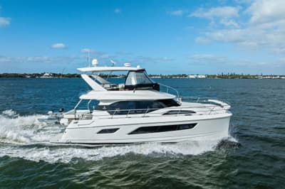 BOATZON | Aquila 44 Yacht 2021