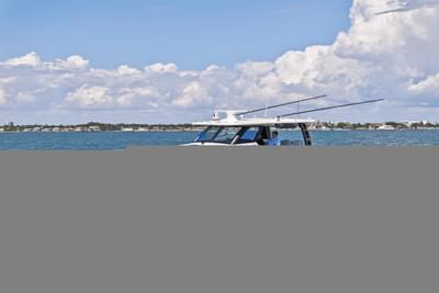 BOATZON | Aquila 47 Molokai 2024