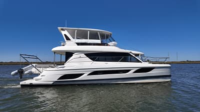 BOATZON | Aquila 48 2018