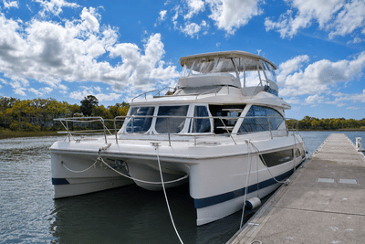BOATZON | Aquila 48 2018