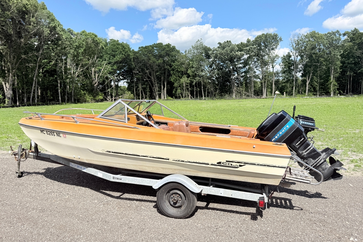 1978 Arrow Glass Cheetah - Sold Boat