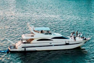 BOATZON | Astondoa 72 GLX Extended Platform 1998 BOATZON | Astondoa 72 GLX Extended Platform 1998