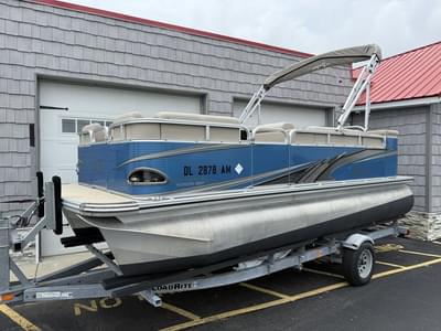 BOATZON | Avalon 1875 Venture Cruise Two Toon Trailer 2019