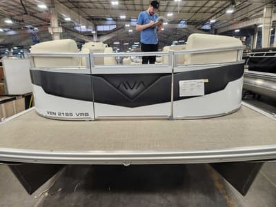 BOATZON | Avalon 2185 25 Venture 85 VRB 2026