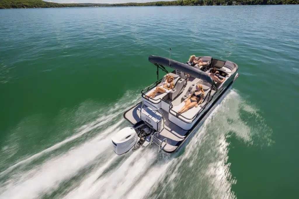 2025 Avalon 2385 25 LSZ QL - Sold Boat