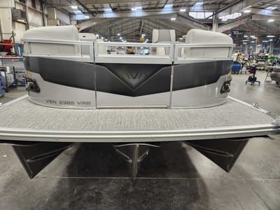 BOATZON | Avalon 2385 25 Venture 85 VRB 2026