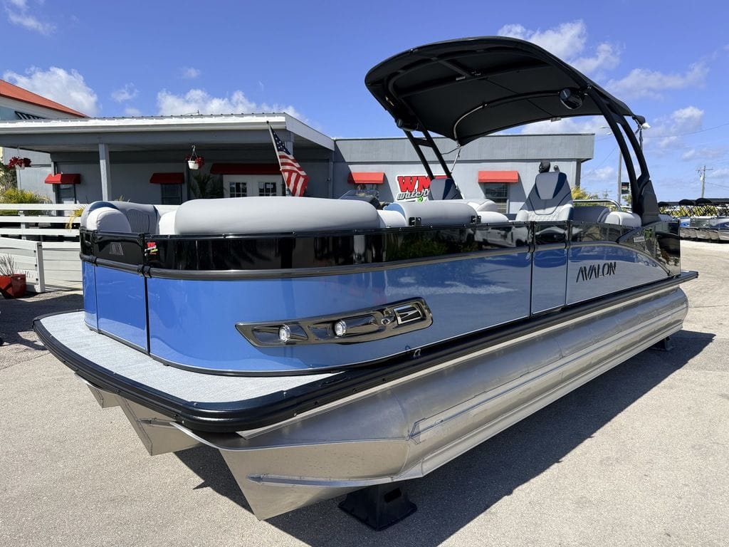 New Avalon 2385 Catalina Quad Lounger Tri Toon High Performance