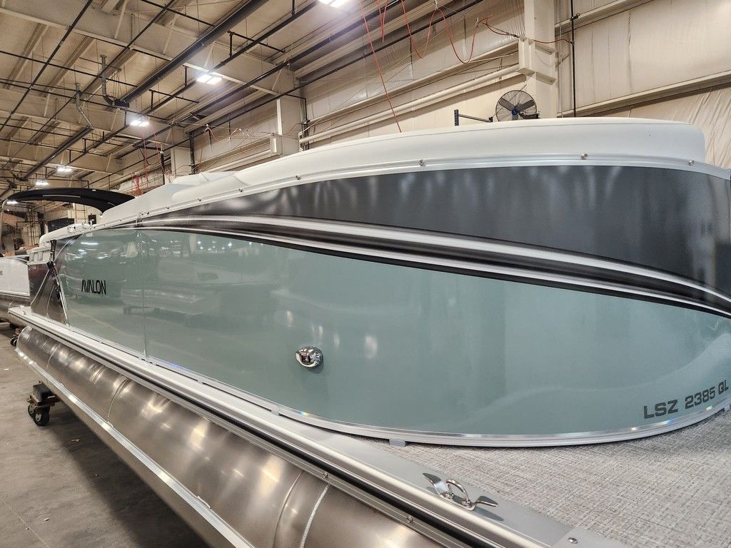 2026 Avalon LSZ Quad Lounger 23 FT - Sold Boat