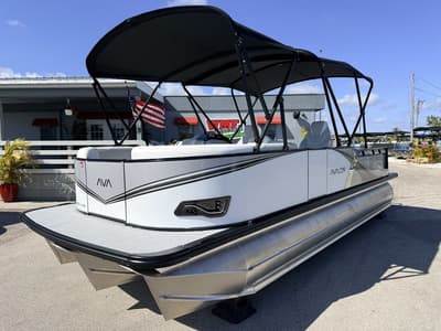 BOATZON | Avalon 2385 LSZ Versatile Rear Bench Tri Toon High Performance 2026