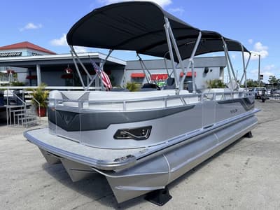 BOATZON | Avalon 2385 Venture 85 Rear Fish Tri Toon High Performance 2026