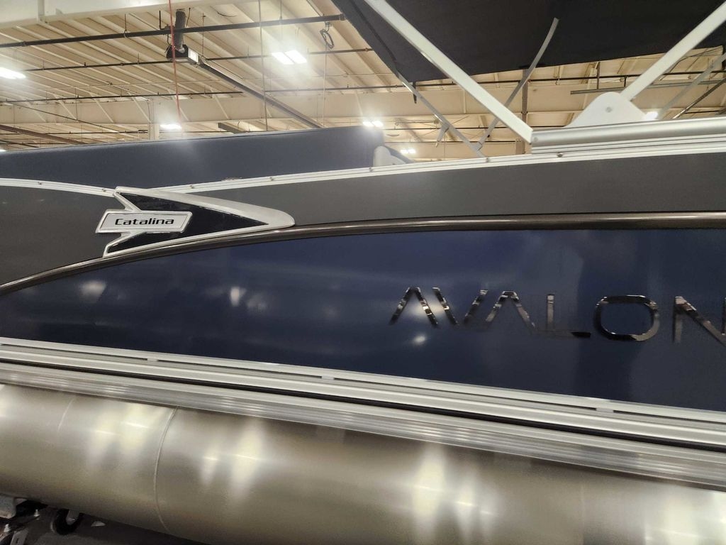 2026 Avalon 2585 25 Catalina ENT - Sold Boat