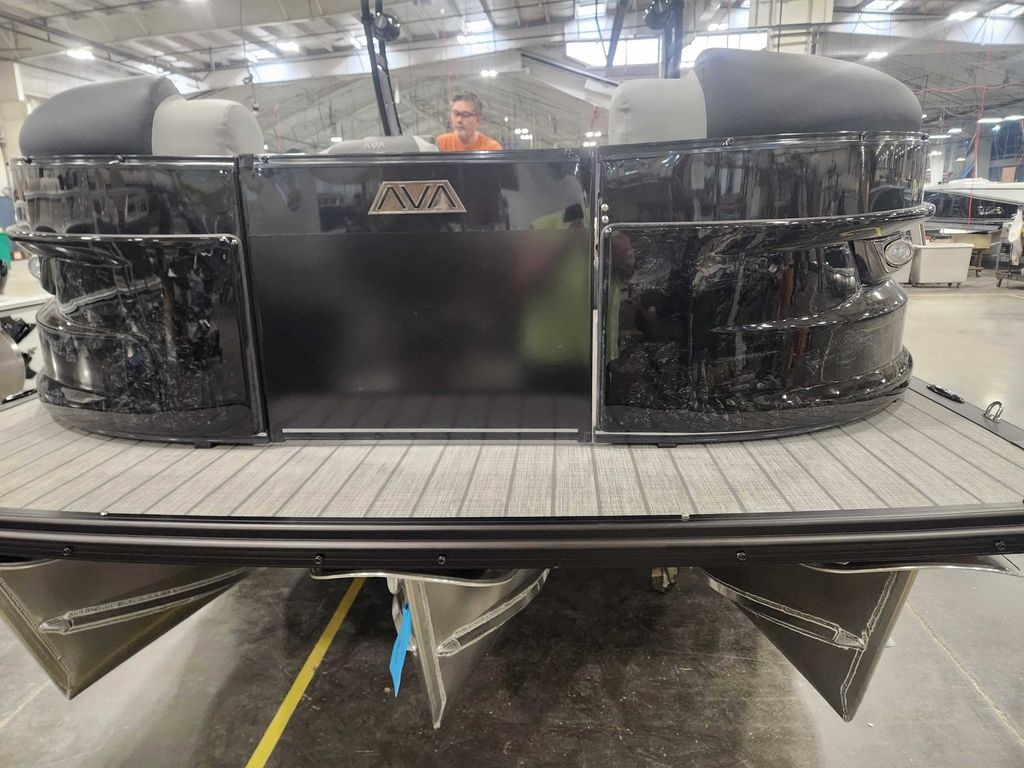 2026 Avalon 2585 273 Excalibur LTD FL - Sold Boat