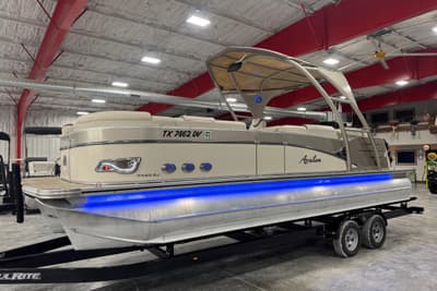 BOATZON | Avalon 2585 Catalina 2017